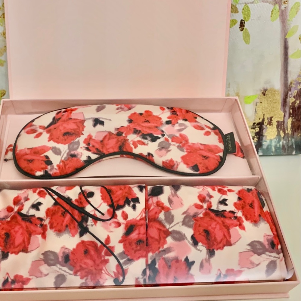 Victoria’s Secret Satin Pillowcase & Eye Mask Set